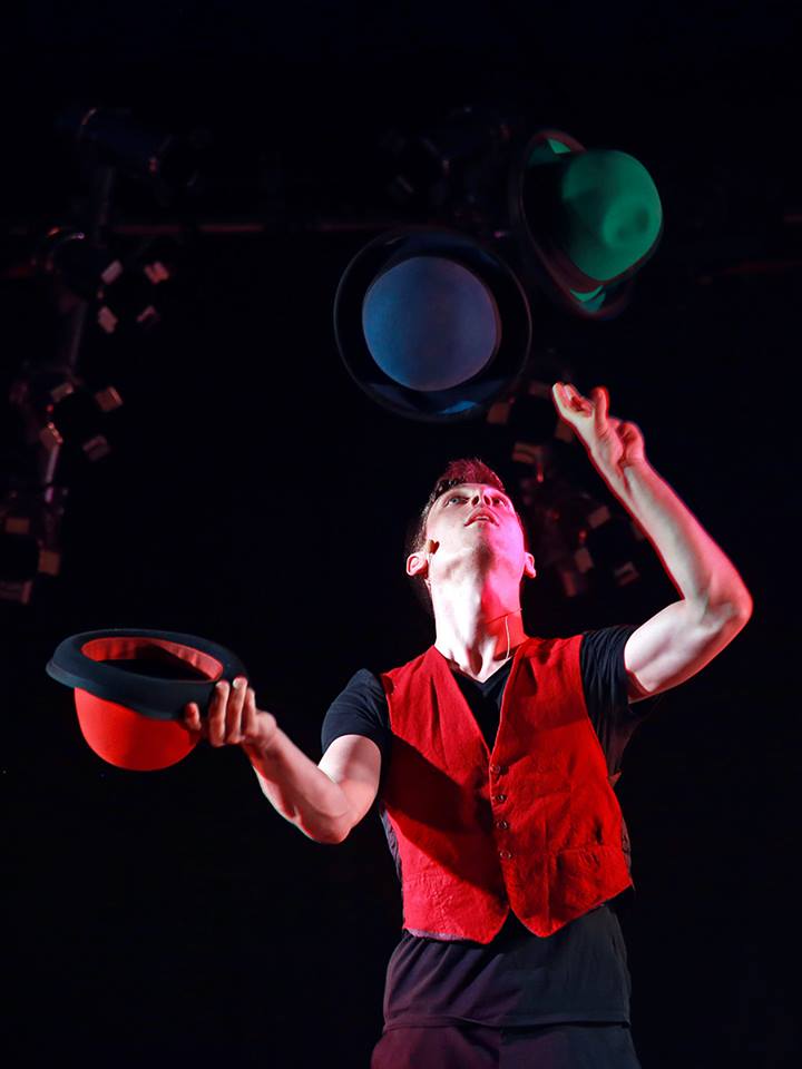 Chris Blessing - Jonglage, Artist, Entertainment, Zirkus, Komik, Humor